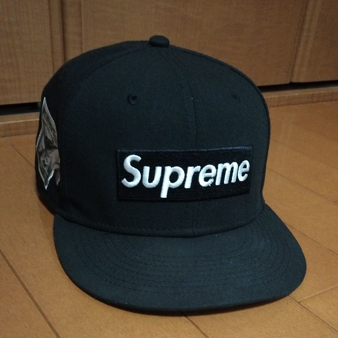 Supreme Money Box Logo New Era "Black"