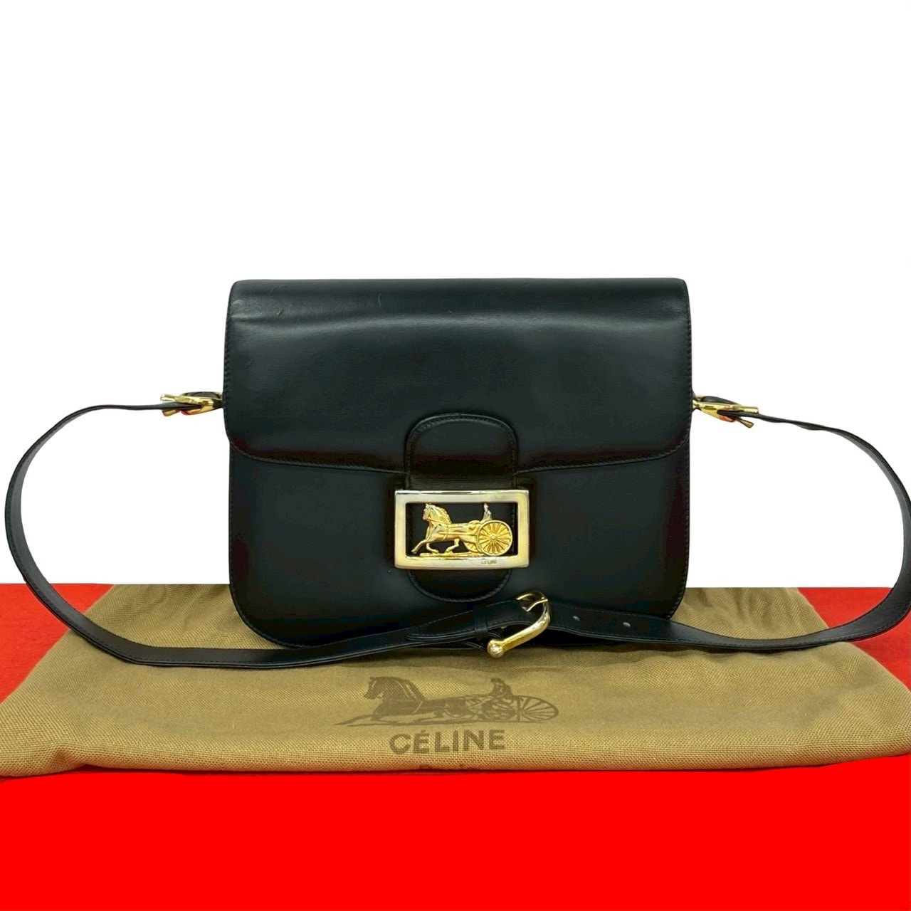 CELINE セリーヌ 馬車 金具 レザー ショルダーバッグ ブラック
 39689