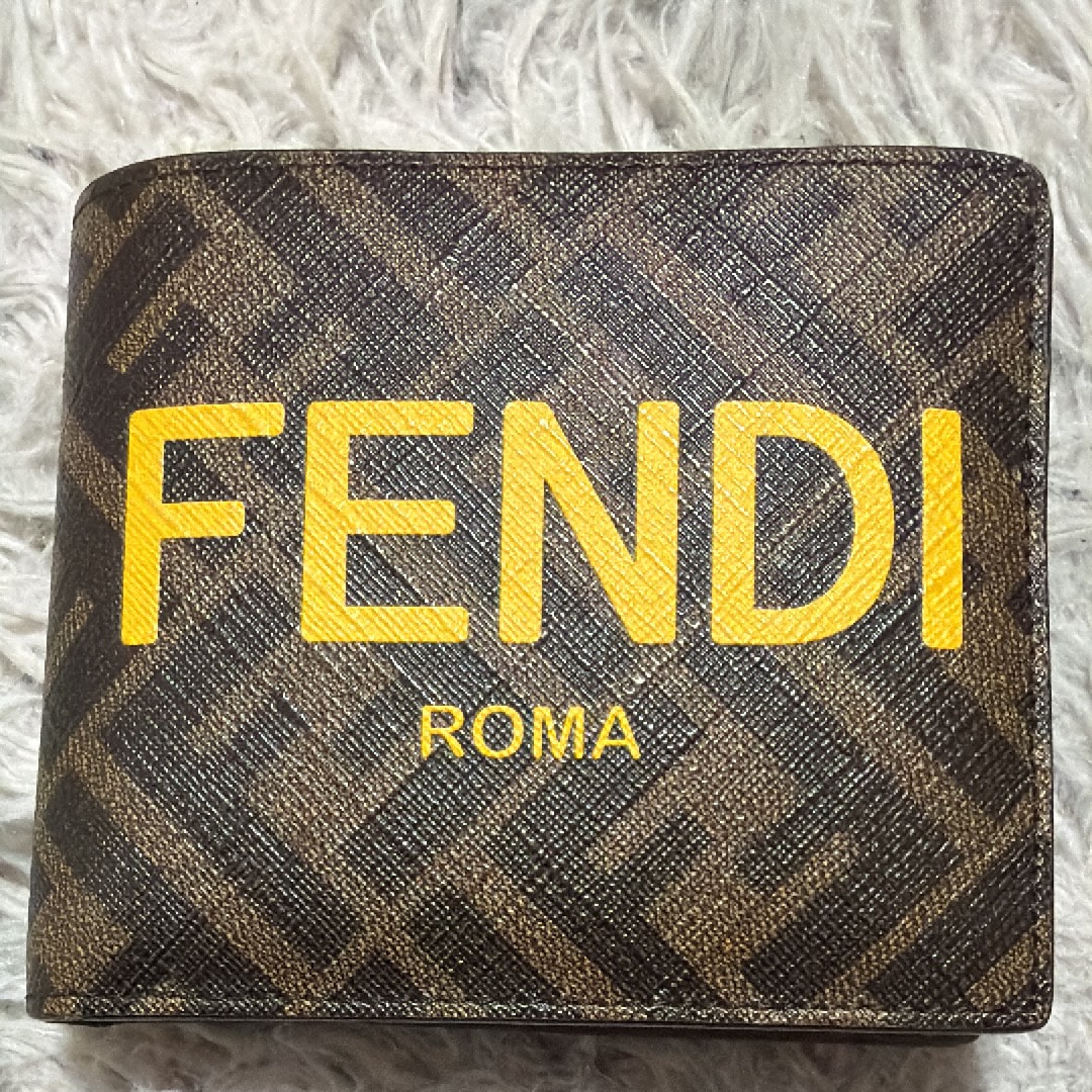 FENDI折りたたみ財布