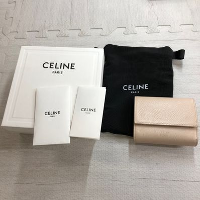 セリーヌ トリフォード 財布