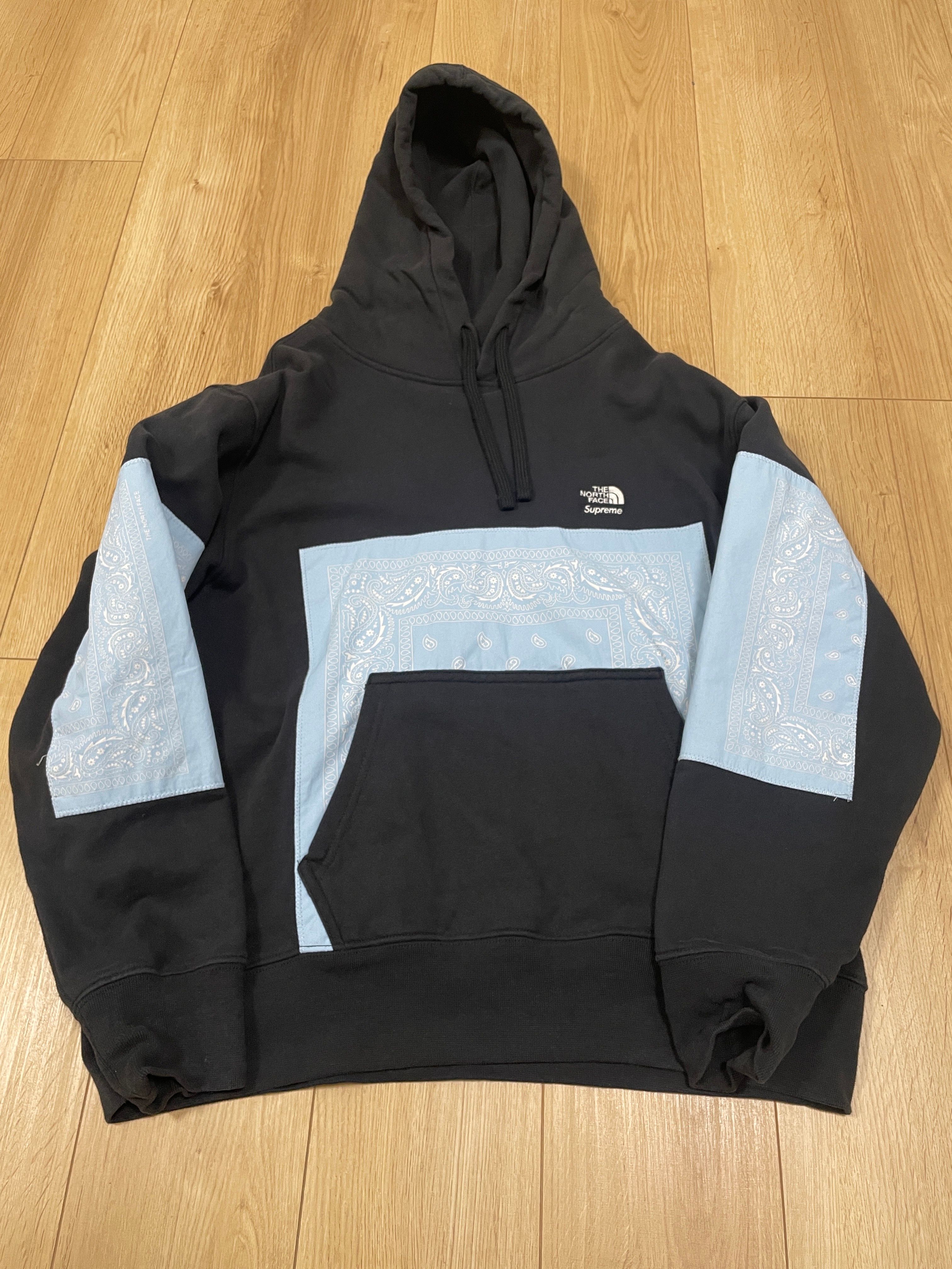 Supreme x The North Face Bandana Hooded Sweatshirt "Black"