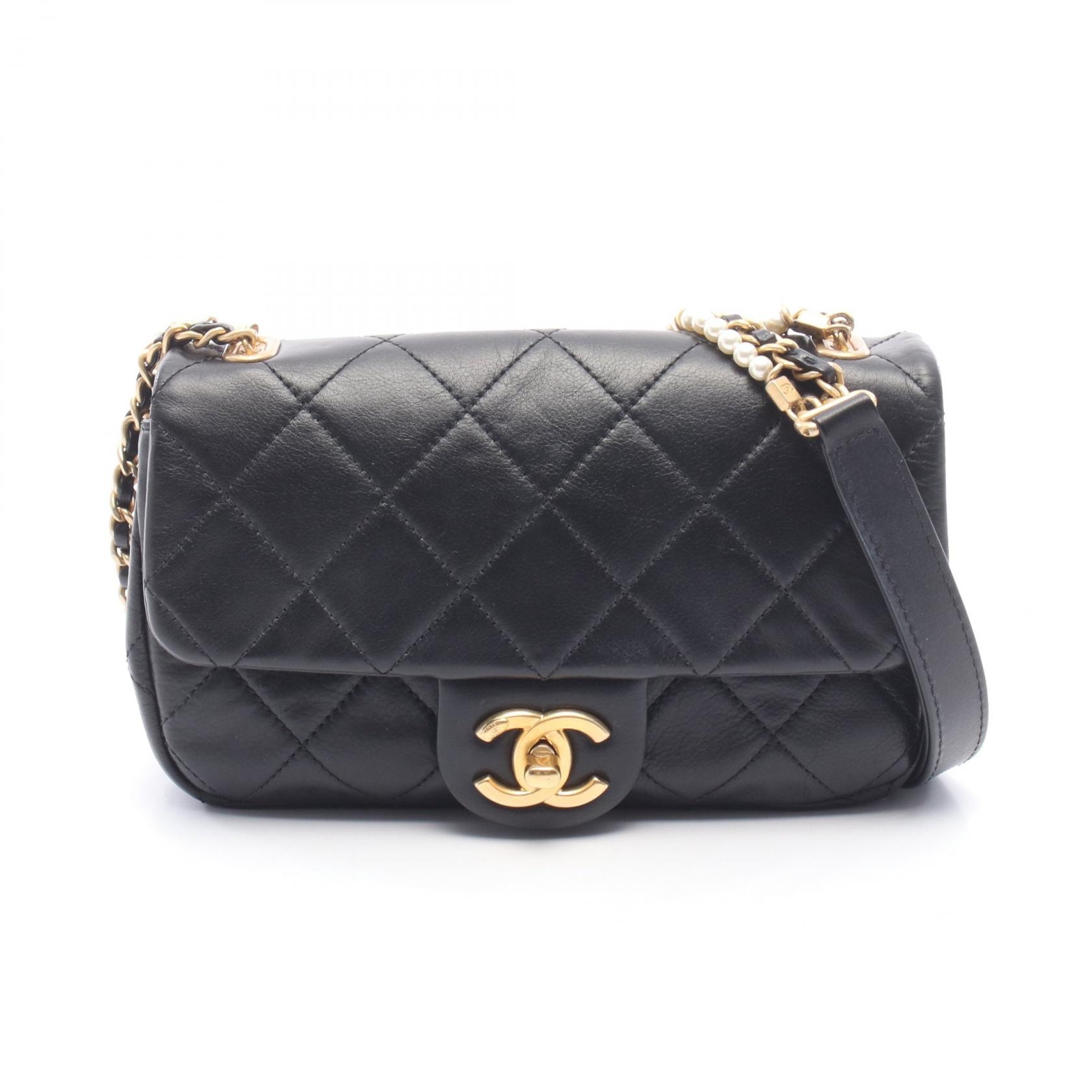 シャネル CHANEL マトラッセ ショルダーバッグ バッグ レザー レディース ブラック系 AS2210 【中古】