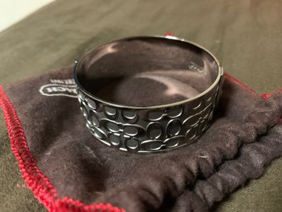 COACH シグネチャーバングル