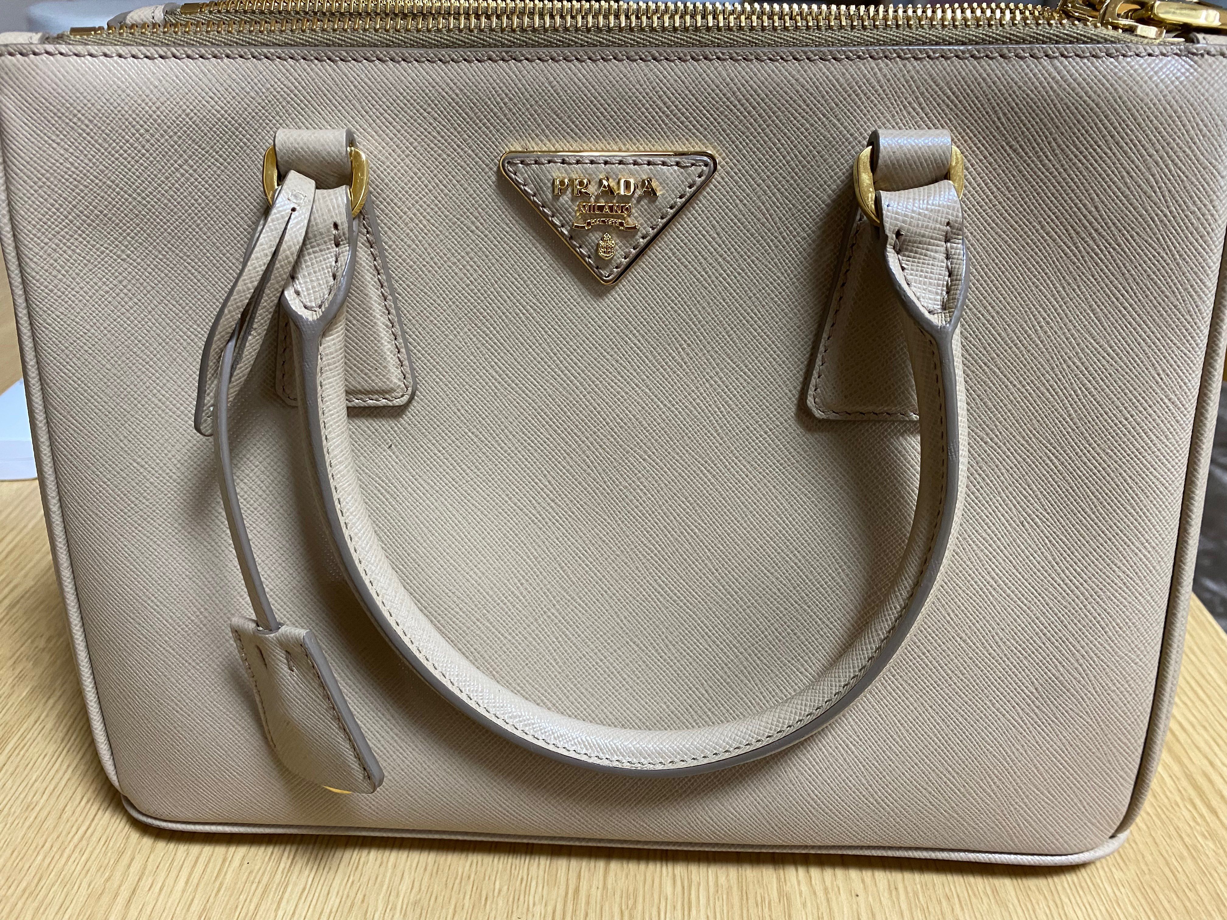 PRADA プラダ サフィアーノルクス SABBIA バック