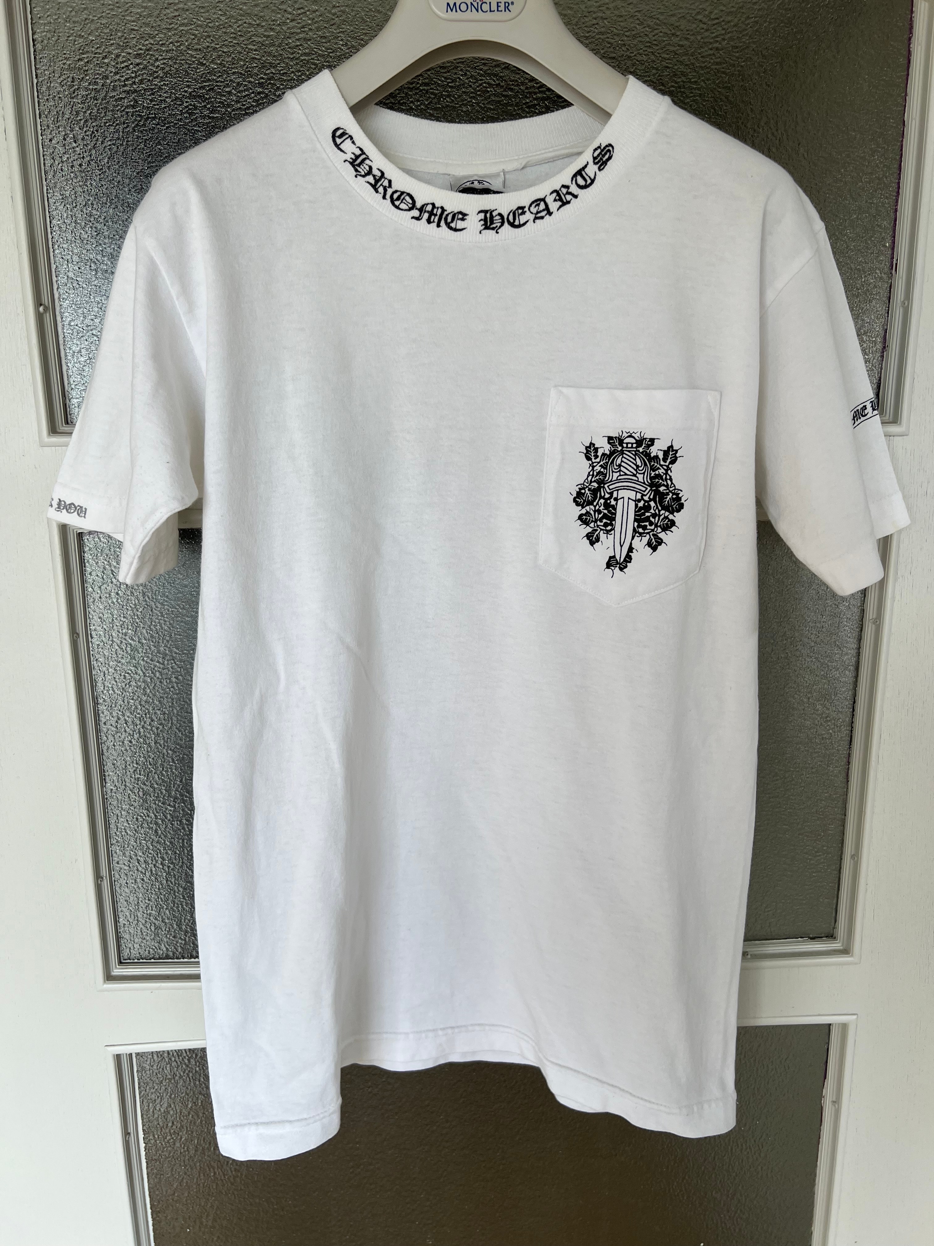 CHROME HEARTS オールド ネックロゴヴァインダガープリントポケットTシヤツ