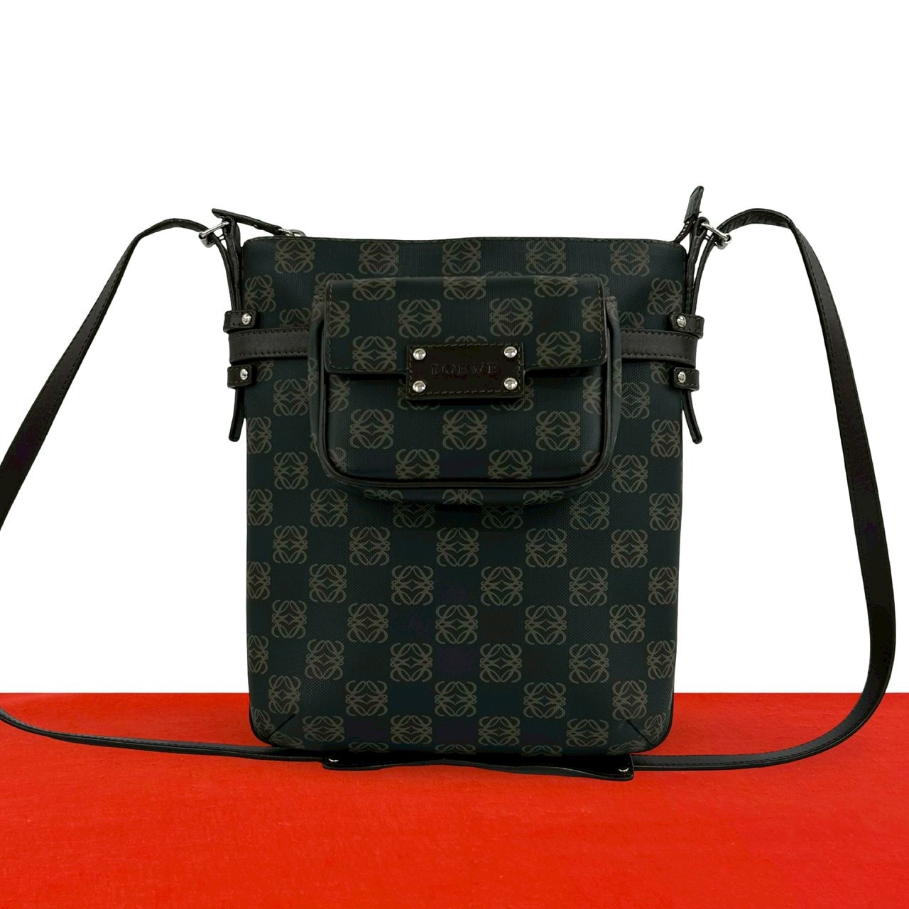 LOEWE ロエベ アナグラム 柄 レザー PVC ショルダーバッグ ブラウン
 26893