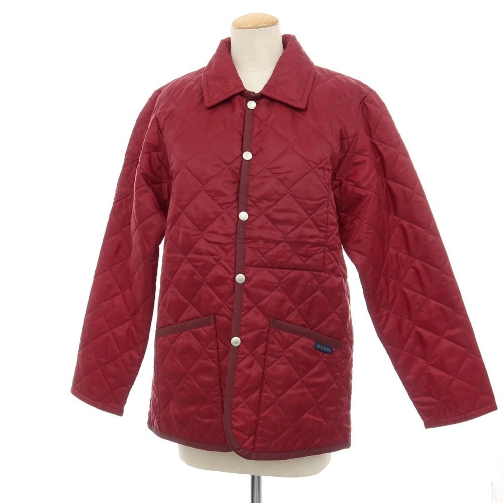 【中古】【未使用】コムデギャルソン ガール COMME des GARCONS GIRL × LAVENHAM 2024年秋冬 中綿入り キルティングブルゾン ワインレッド【サイズL】【レディース】