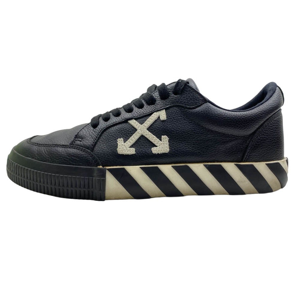 OFF-WHITE オフホワイト スニーカー 19AW OMIA085F19D680011001 LOW VULCANIZED Black Leather タグ付き バルカナイズド アローロゴワッペン ローカット スニーカー シューズ ブラック系 42【中古】