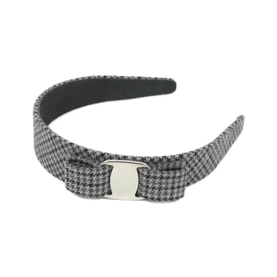 サルヴァトーレフェラガモ 34 0417 カチューシャ