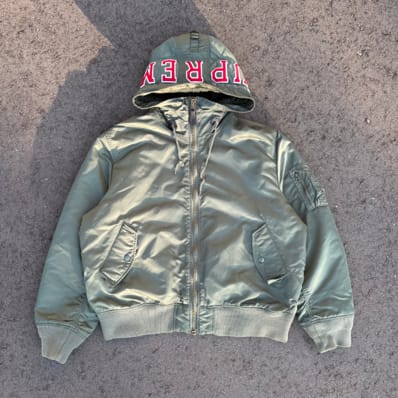 Supreme Hooded MA-1 "Olive"
