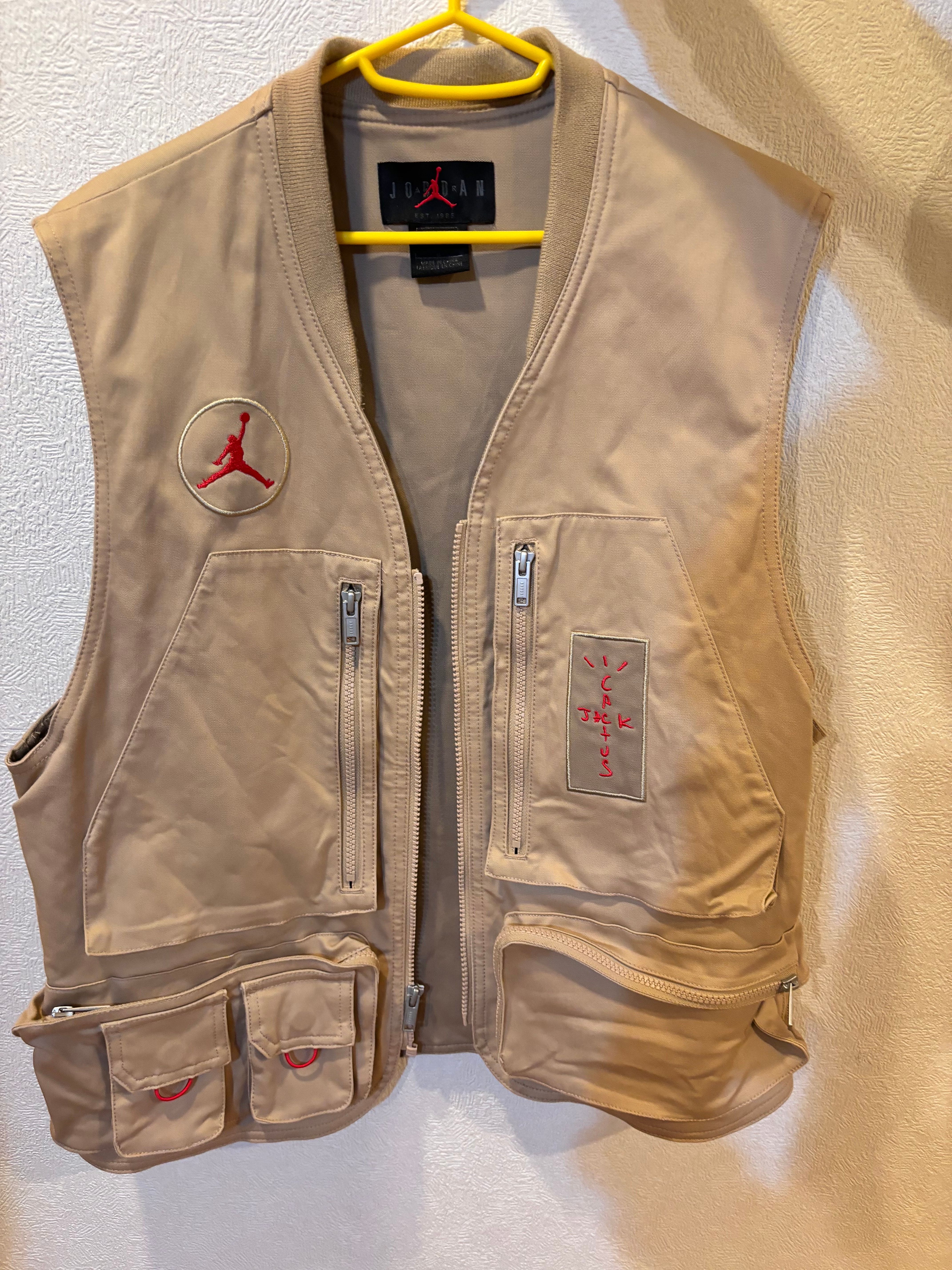 Air Jordan x Travis Cactus Jack Utility Vest "Khaki Desert"