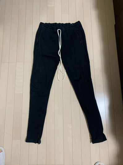 FEAR OF GOD Essentials Graphic Sweatpants "Black"