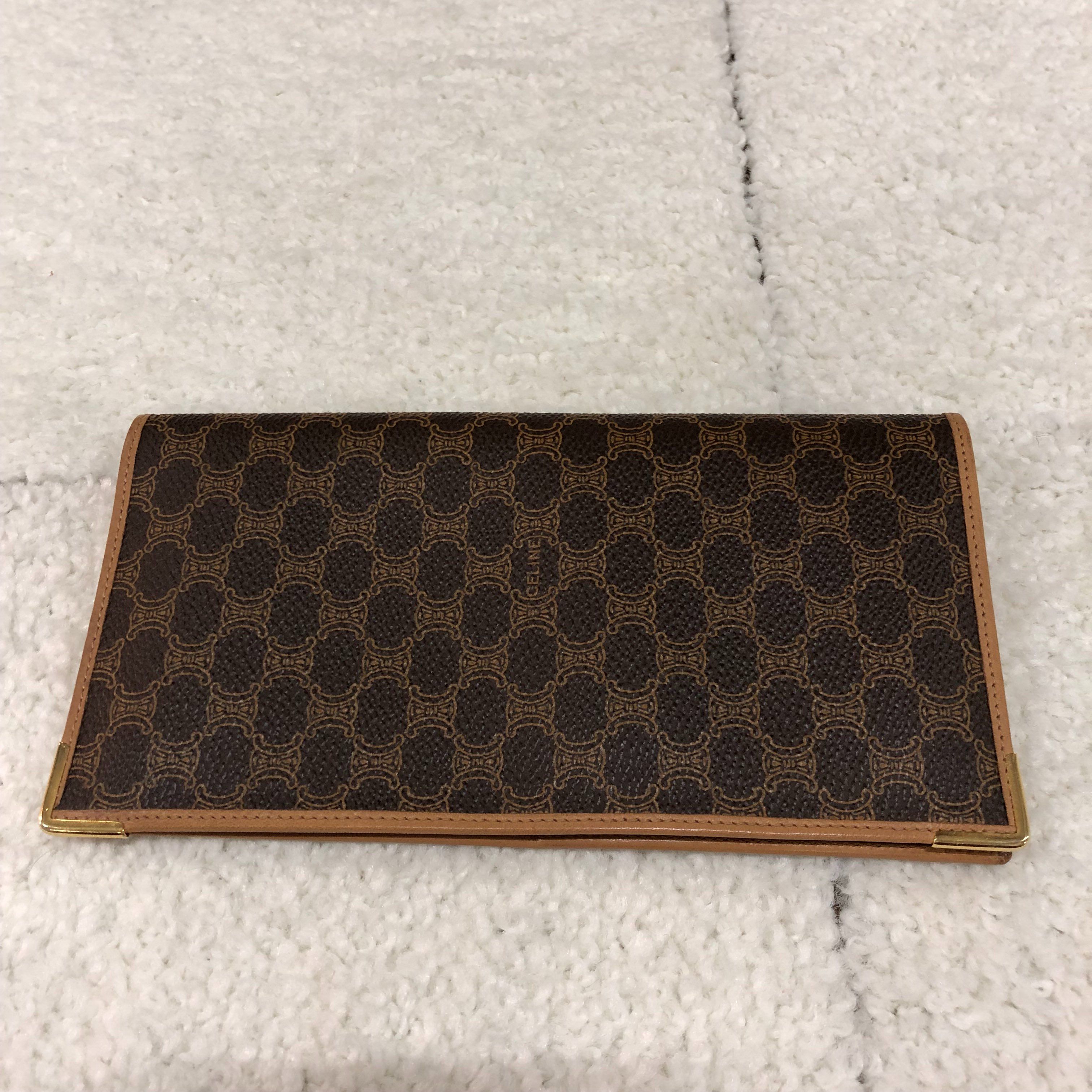 セリーヌ 財布 ブラウンレザー