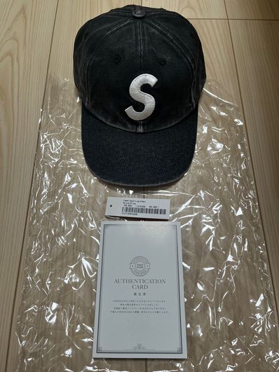 Supreme Pigment Canvas S Logo 6-Panel "Black"