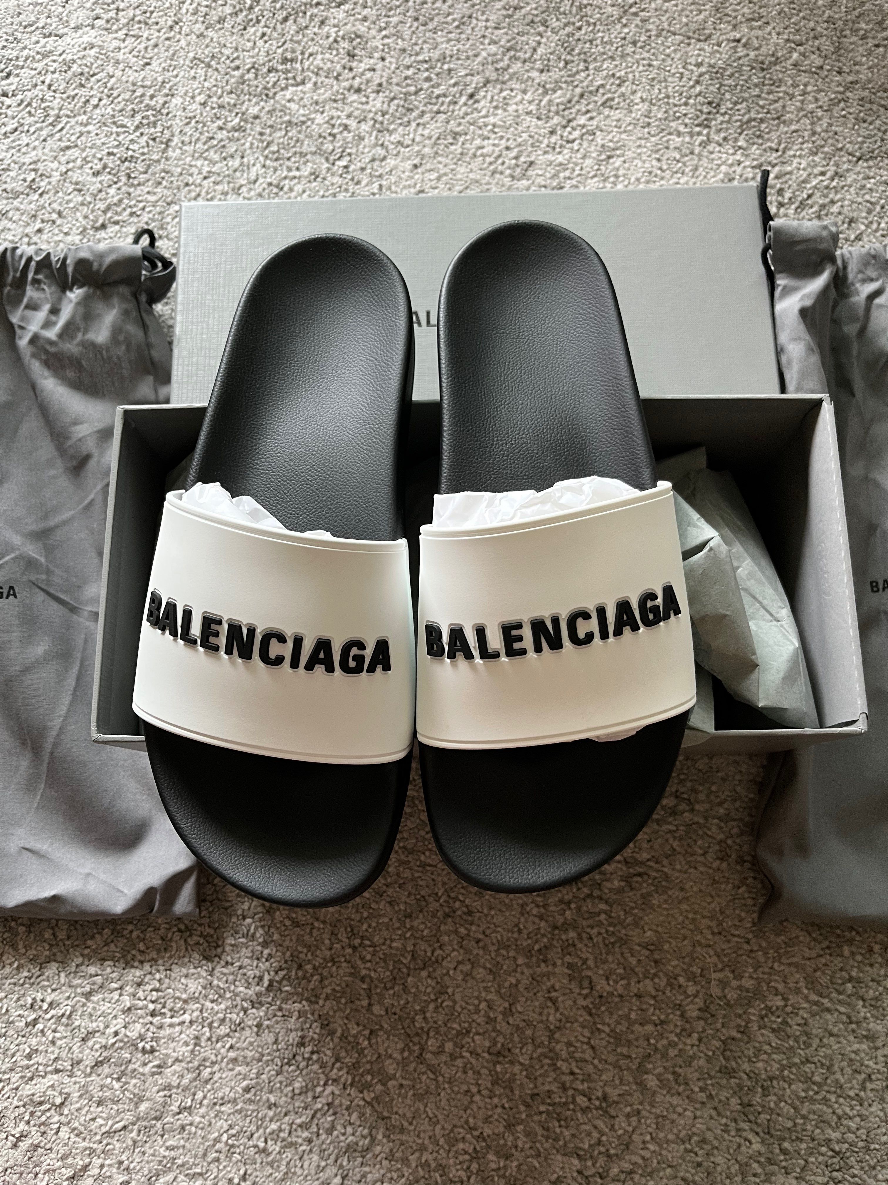 新品 バレンシアガ サンダル