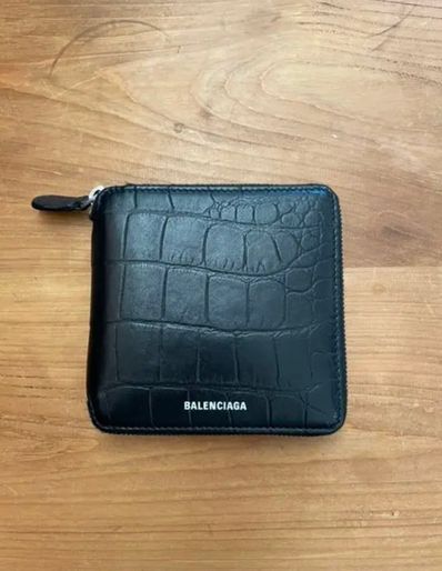 バレンシアガ 二つ折りクロコ調 レザーウォレット