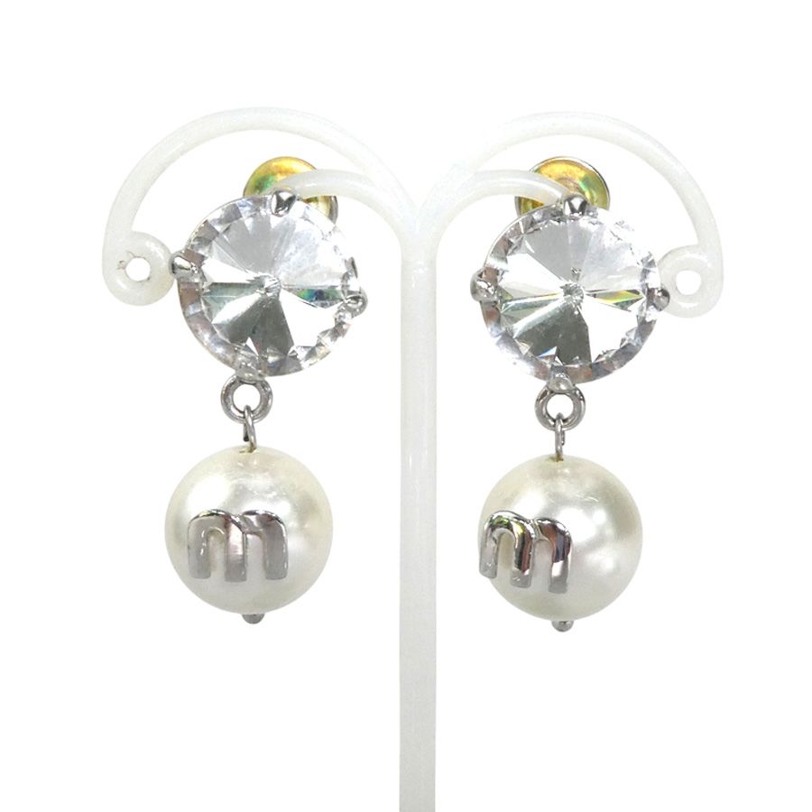 ミュウミュウ MIUMIU イヤリング メタル/フェイクパール シルバー×ホワイト レディース【中古】 56030a