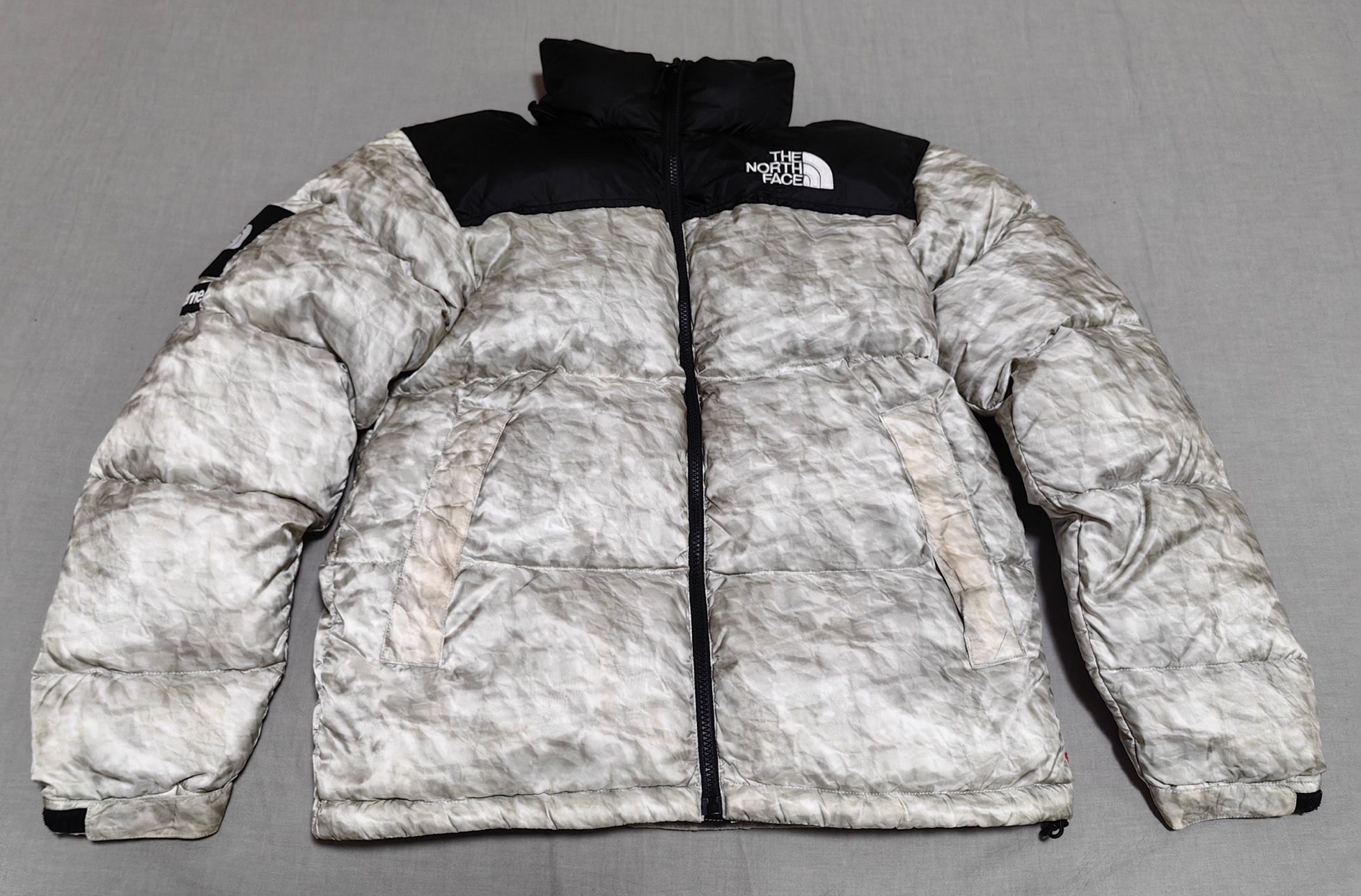 Supreme x The North Face Nuptse Jacket "White Paper Print"