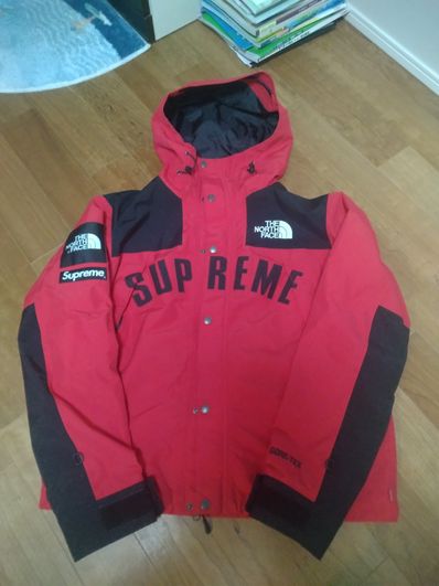 Supreme x The North Face Arc Logo Mountain Parka "Red"
