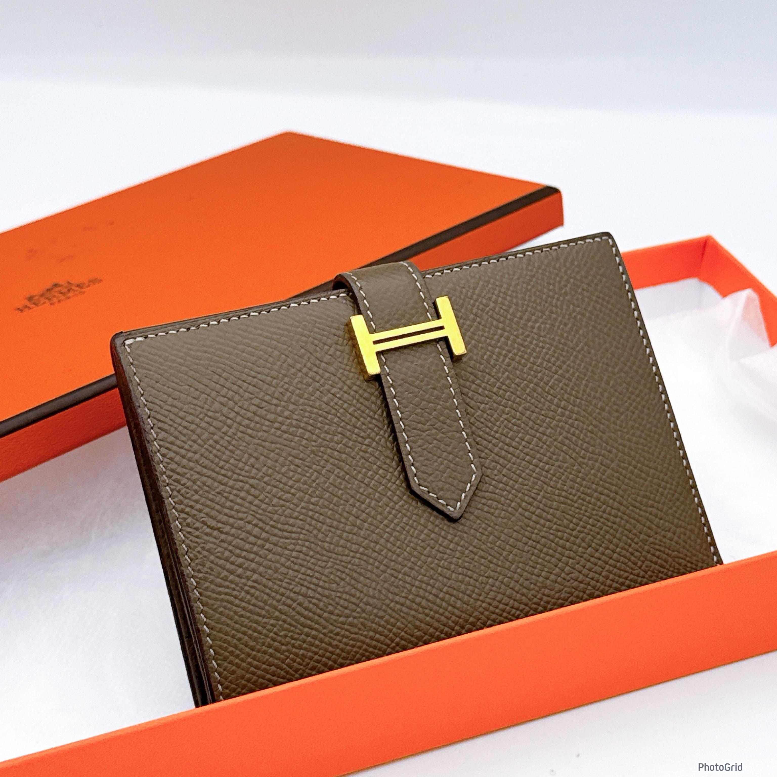 エルメス ベアン コンパクト エプソン "エトゥープ"