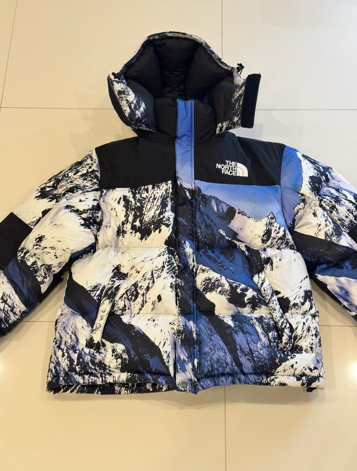 Supreme x The North Face Mountain Baltoro Jacket "Blue"