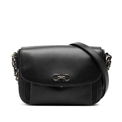 サルヴァトーレフェラガモ ガンチーニ フラップ チェーン ショルダーバッグ ブラック レザー レディース Salvatore Ferragamo 【中古】