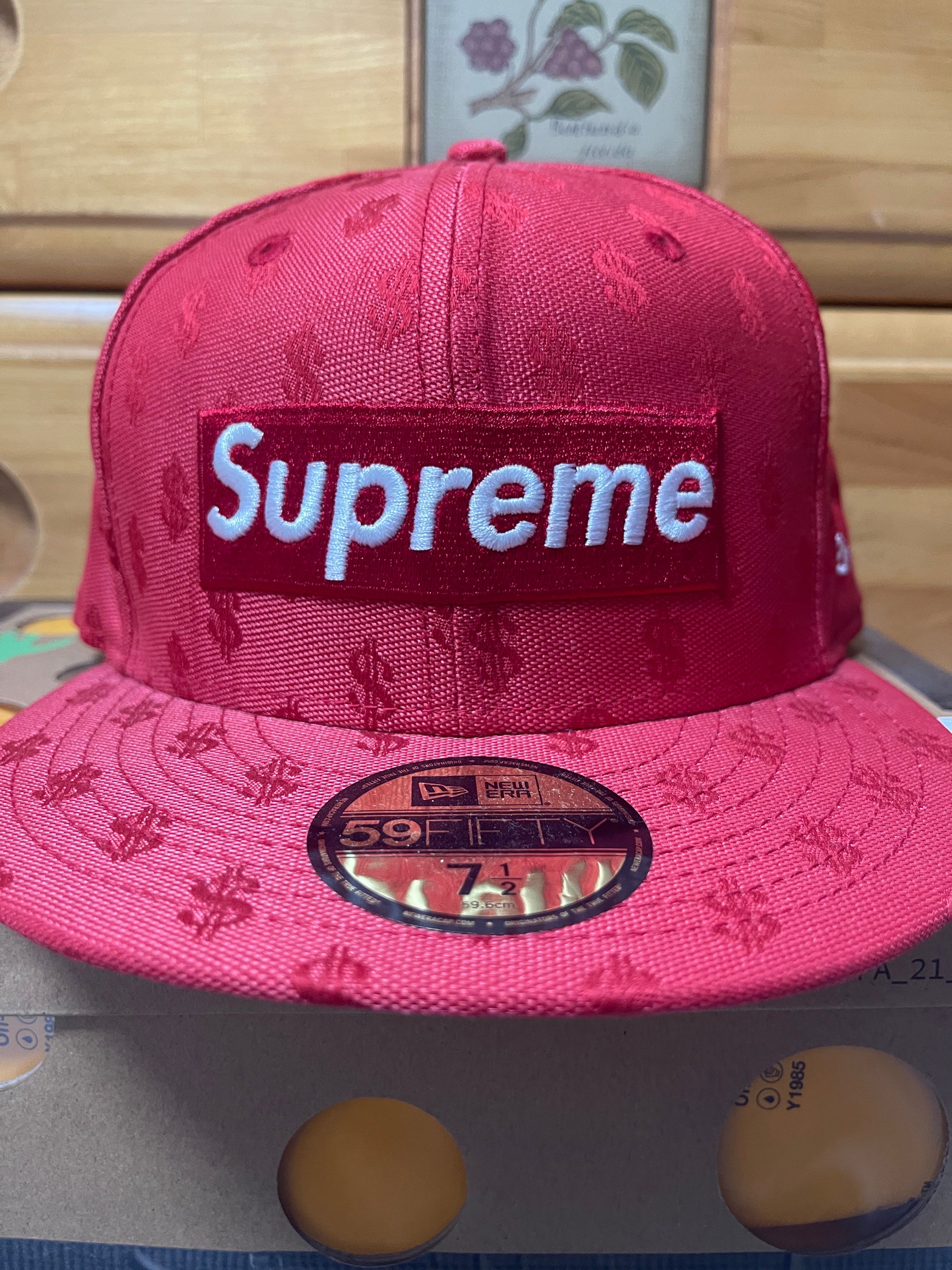 Supreme No Comp Box Logo New Era "Red"