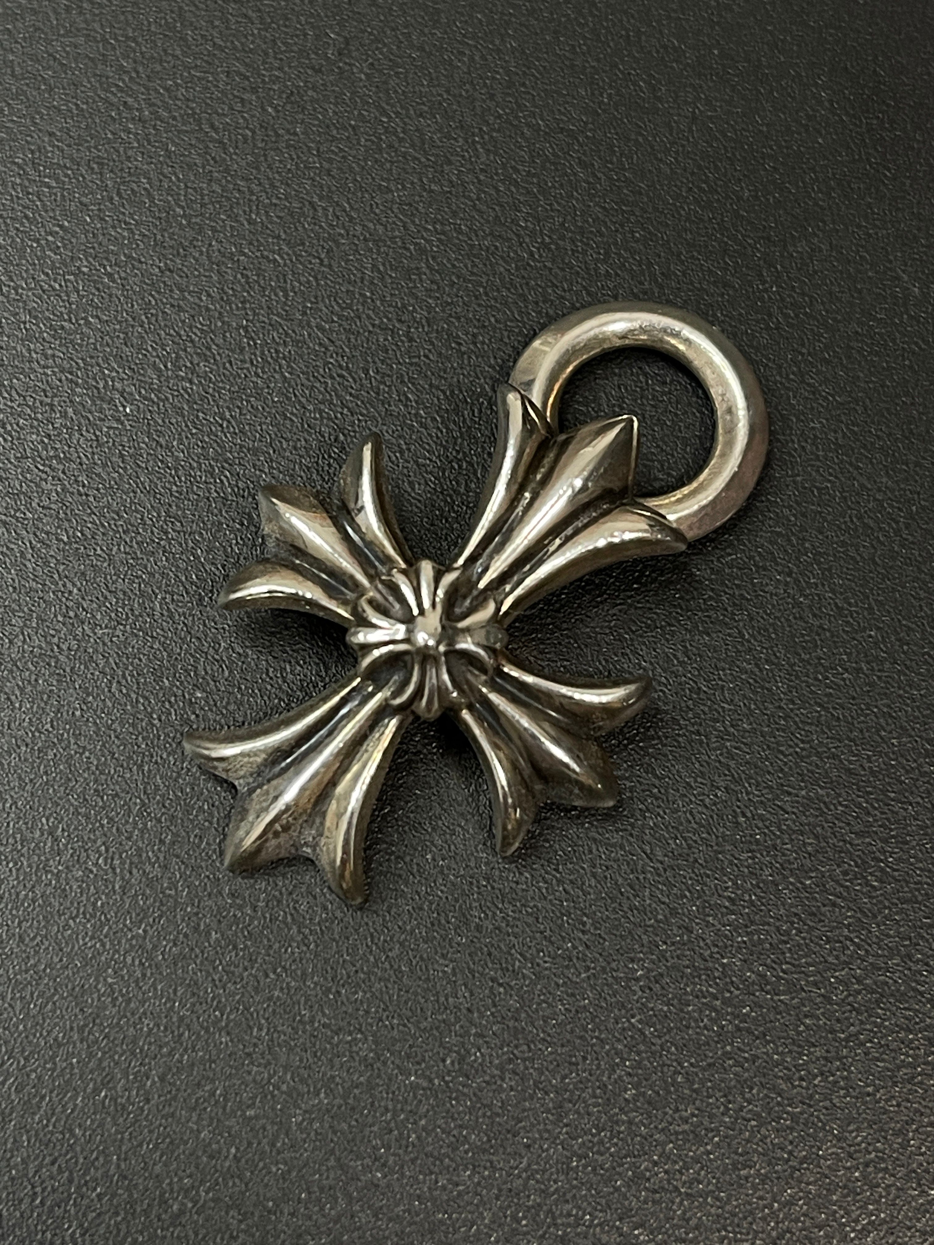 Chrome Hearts CH Plus Pendant "Silver"