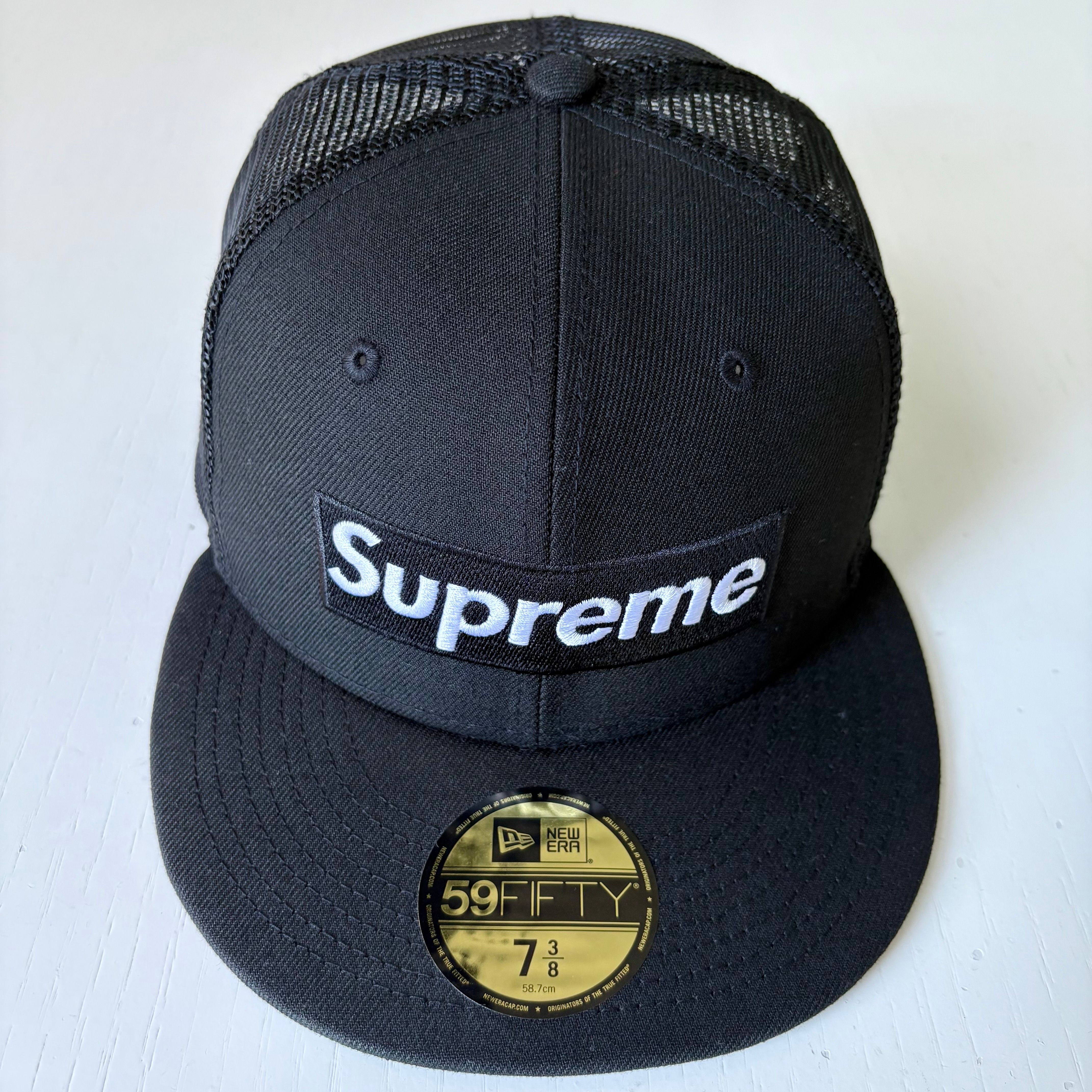 Supreme Box Logo Mesh Back New Era "Black" (23SS)