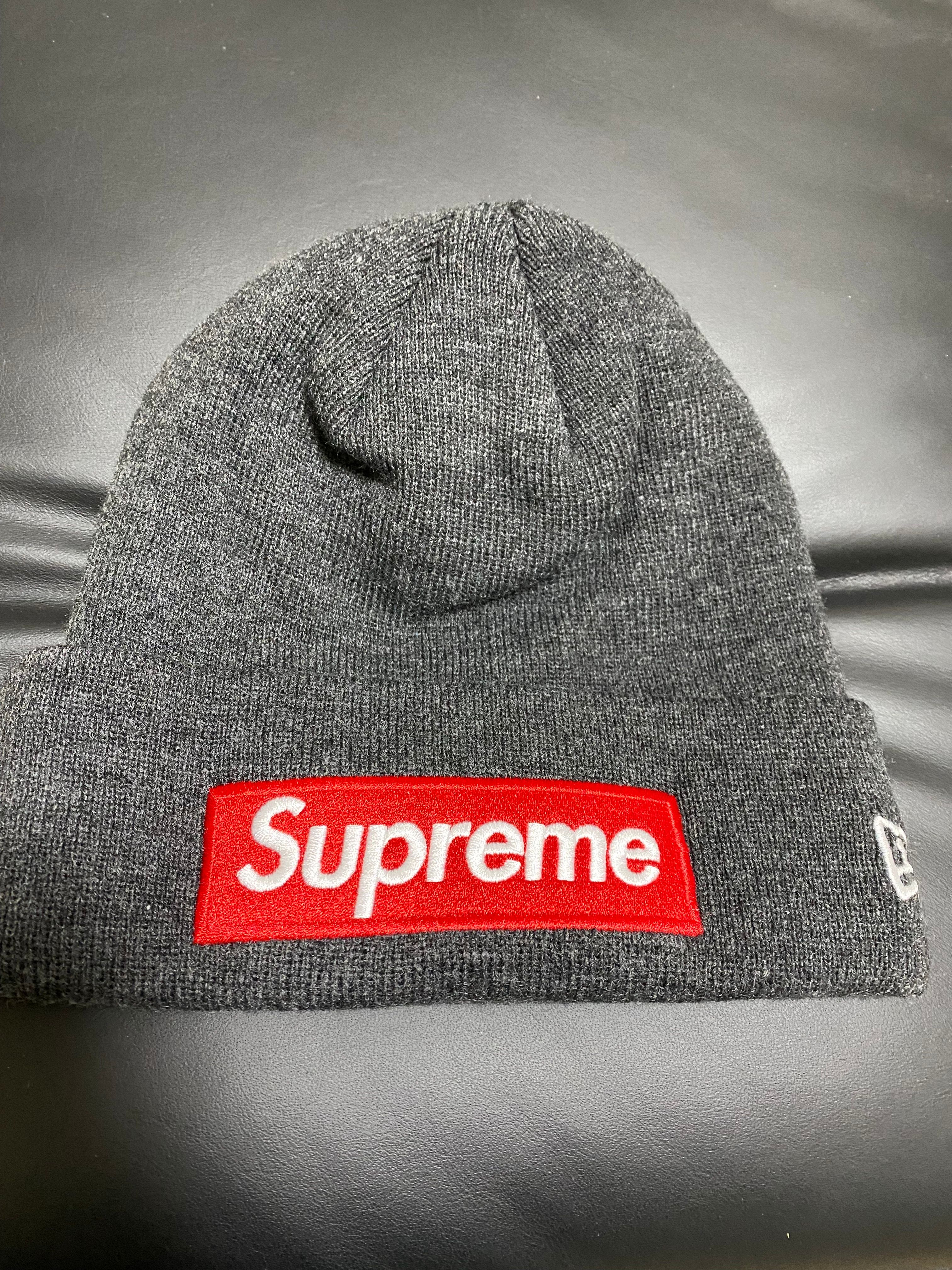 Supreme New Era® Box Logo Beanie "Charcoal" (21FW)