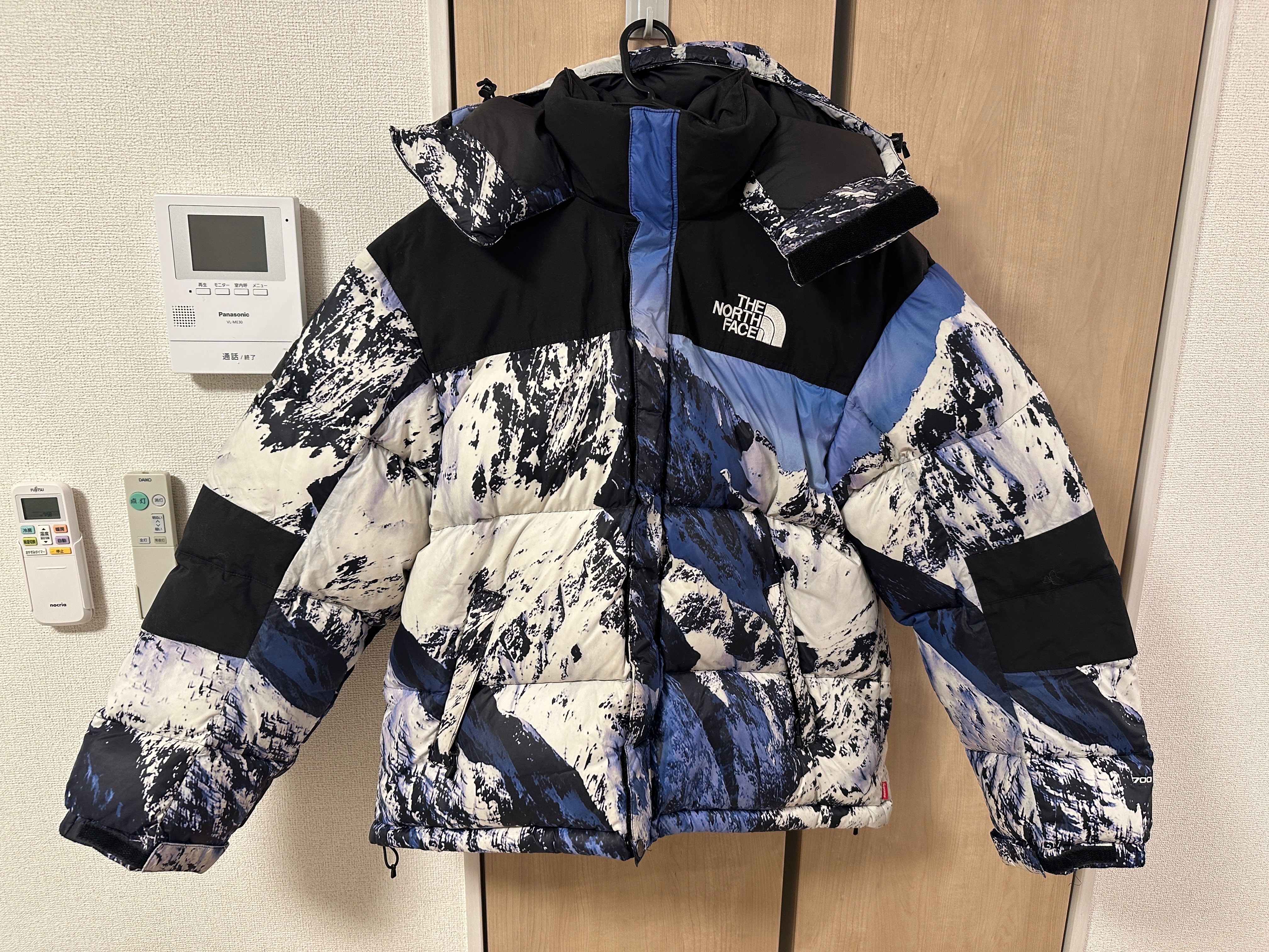 Supreme x The North Face Mountain Baltoro Jacket "Blue"