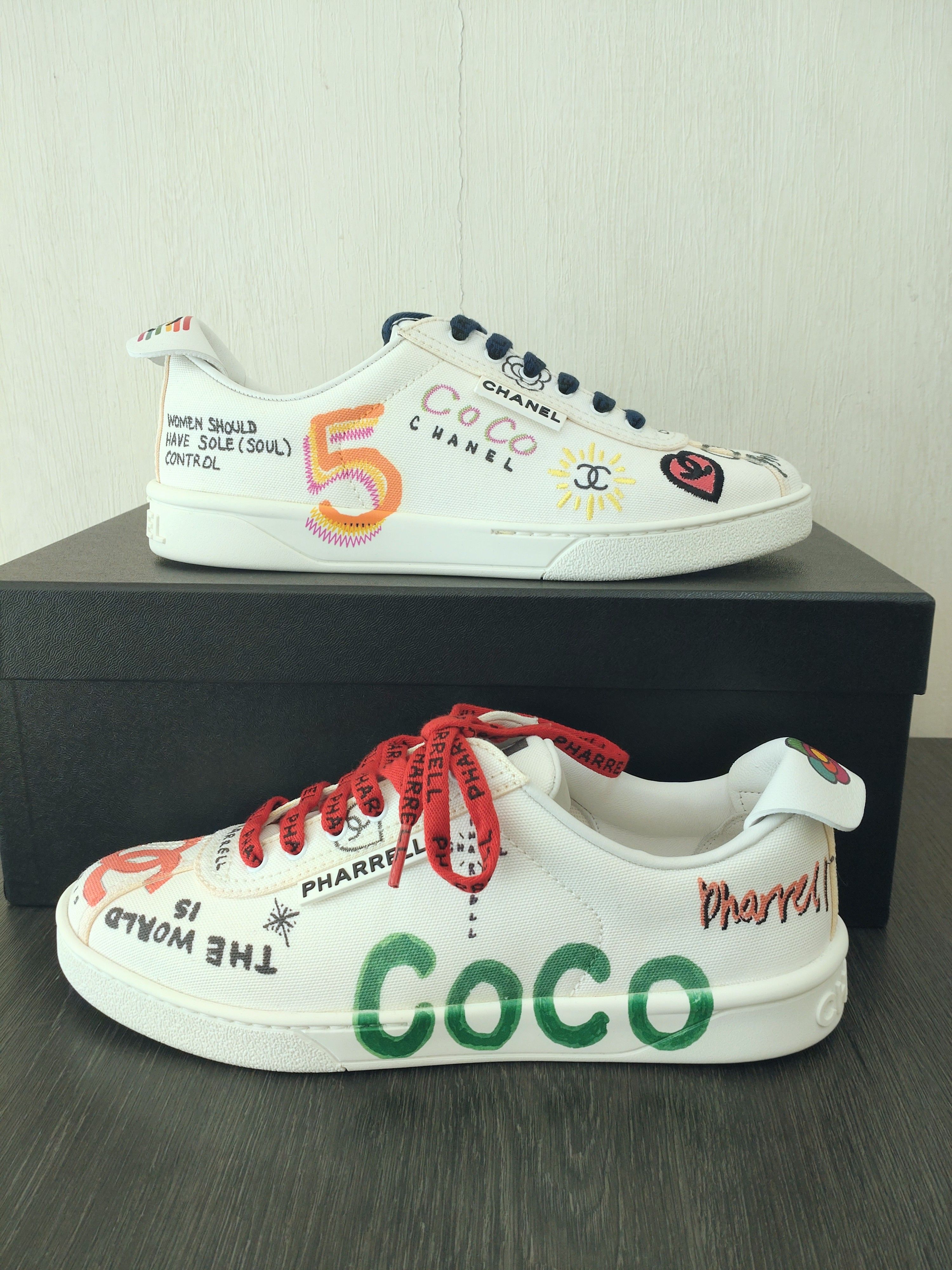 シャネル スニーカー ファレルウィリアムス コラボ G34877