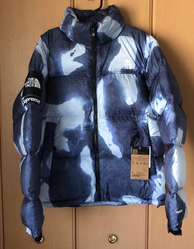 Supreme x The North Face Bleached Denim Print Nuptse Jacket "Indigo"