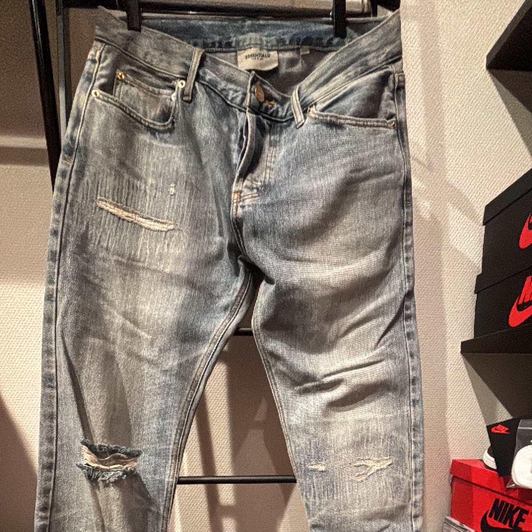 FEAR OF GOD ESSENTIALS 5 Pocket Jean "Indigo"