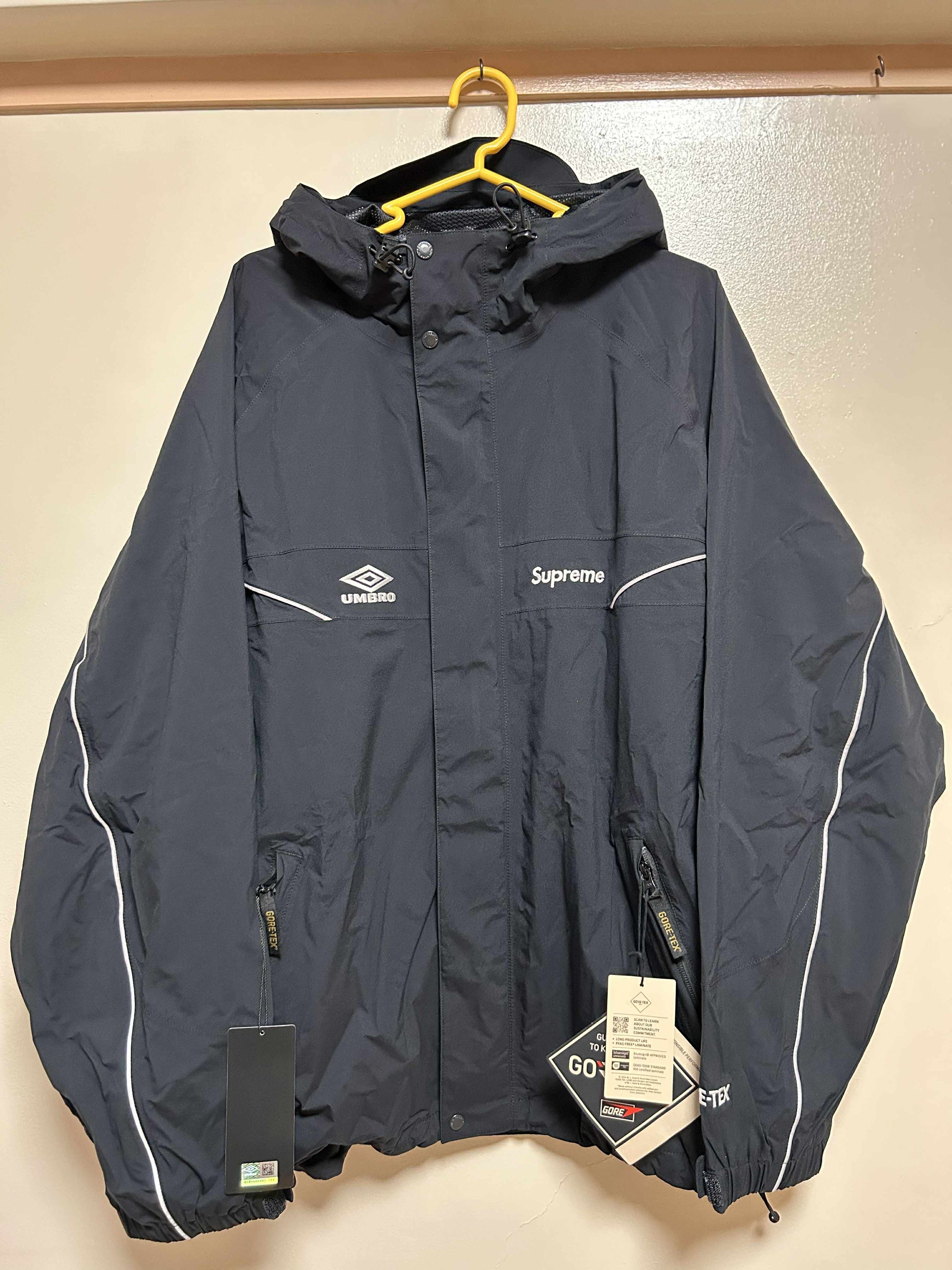 Supreme x Umbro GORE-TEX Hooded Jacket 