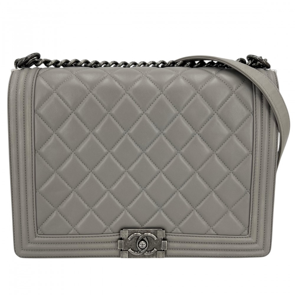 CHANEL シャネル ショルダーバッグ マトラッセ ラージ ボーイシャネル ココマーク 肩掛け 斜め掛け BOY CHANEL ラムスキン    グレー系 シルバー金具 レディース【中古品】