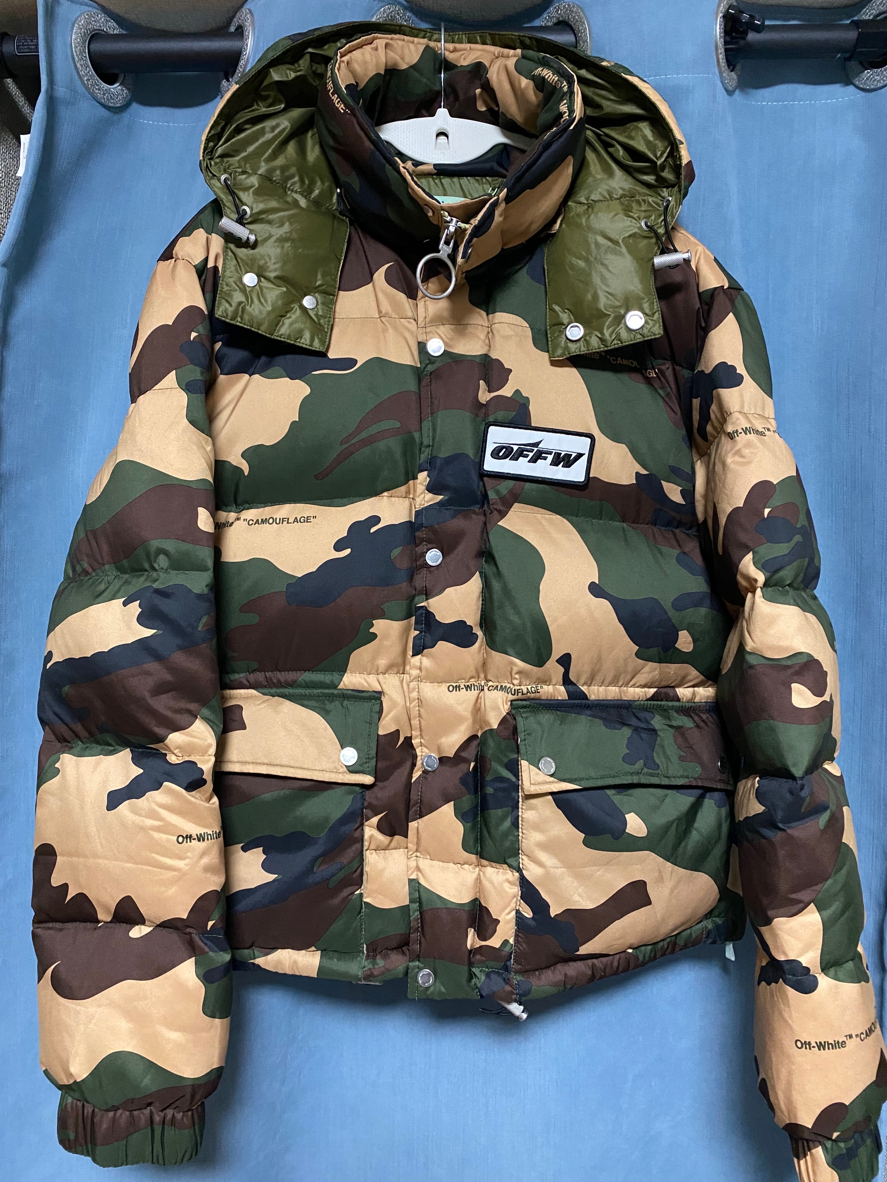 超レア Off-White 迷彩 カモ ダウンジャケット 超美品 OFF-WHITE ダウン