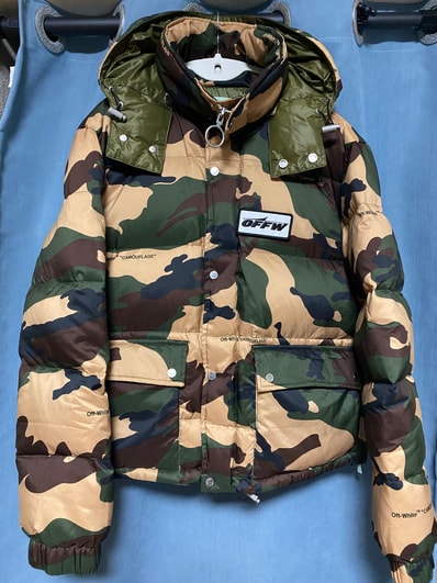 超レア Off-White 迷彩 カモ ダウンジャケット 超美品 OFF-WHITE ダウン