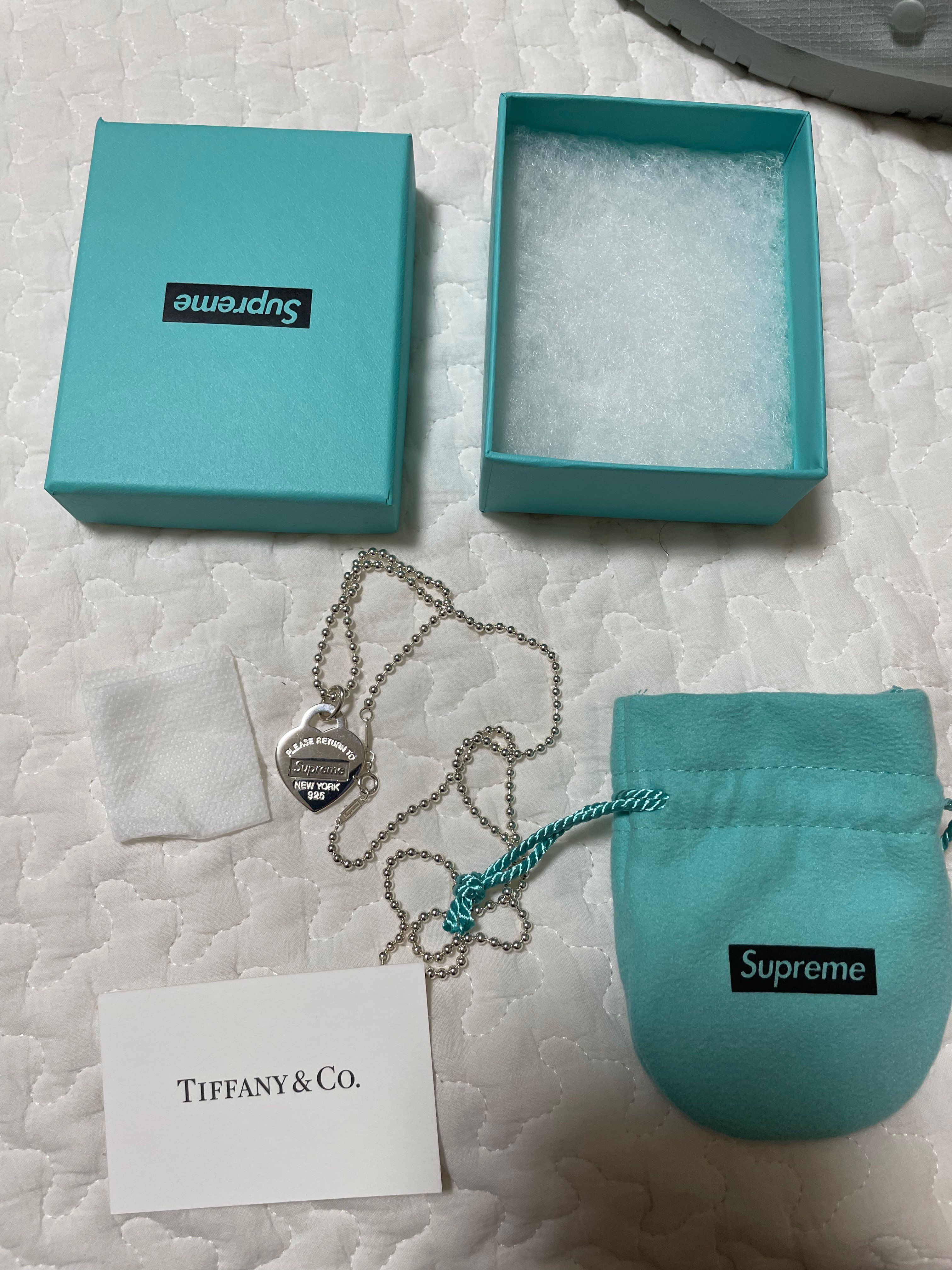 Supreme / Tiffany & Co. Return to Tiffany Heart Tag Pendant "Silver"