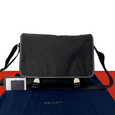 PRADA プラダ 三角ロゴ 金具 ナイロン レザー ショルダーバッグ ブラック
59133
