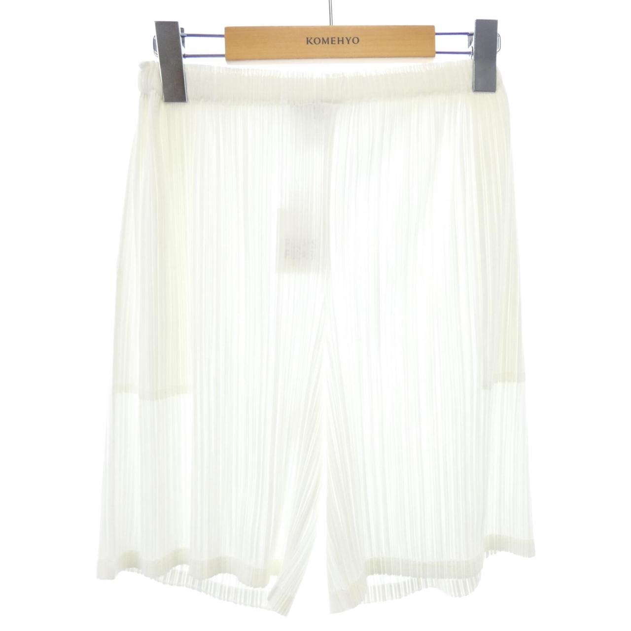 イッセイミヤケ ISSEY MIYAKE PP91-JF785 ショートパンツ