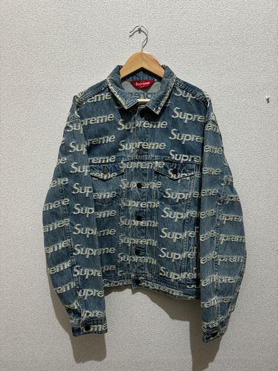 Supreme Frayed Logos Denim Trucker Jacket "Blue"