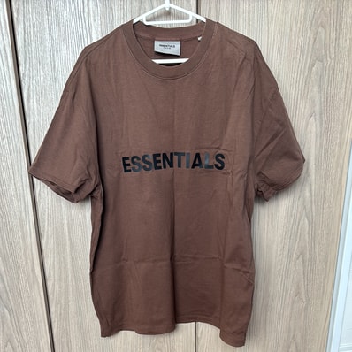 ESSENTIALS 半袖Tシャツ