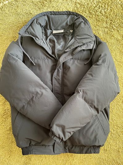 FEAR OF GOD ESSENTIALS Puffer Jacket "Black/Stretch Limo"