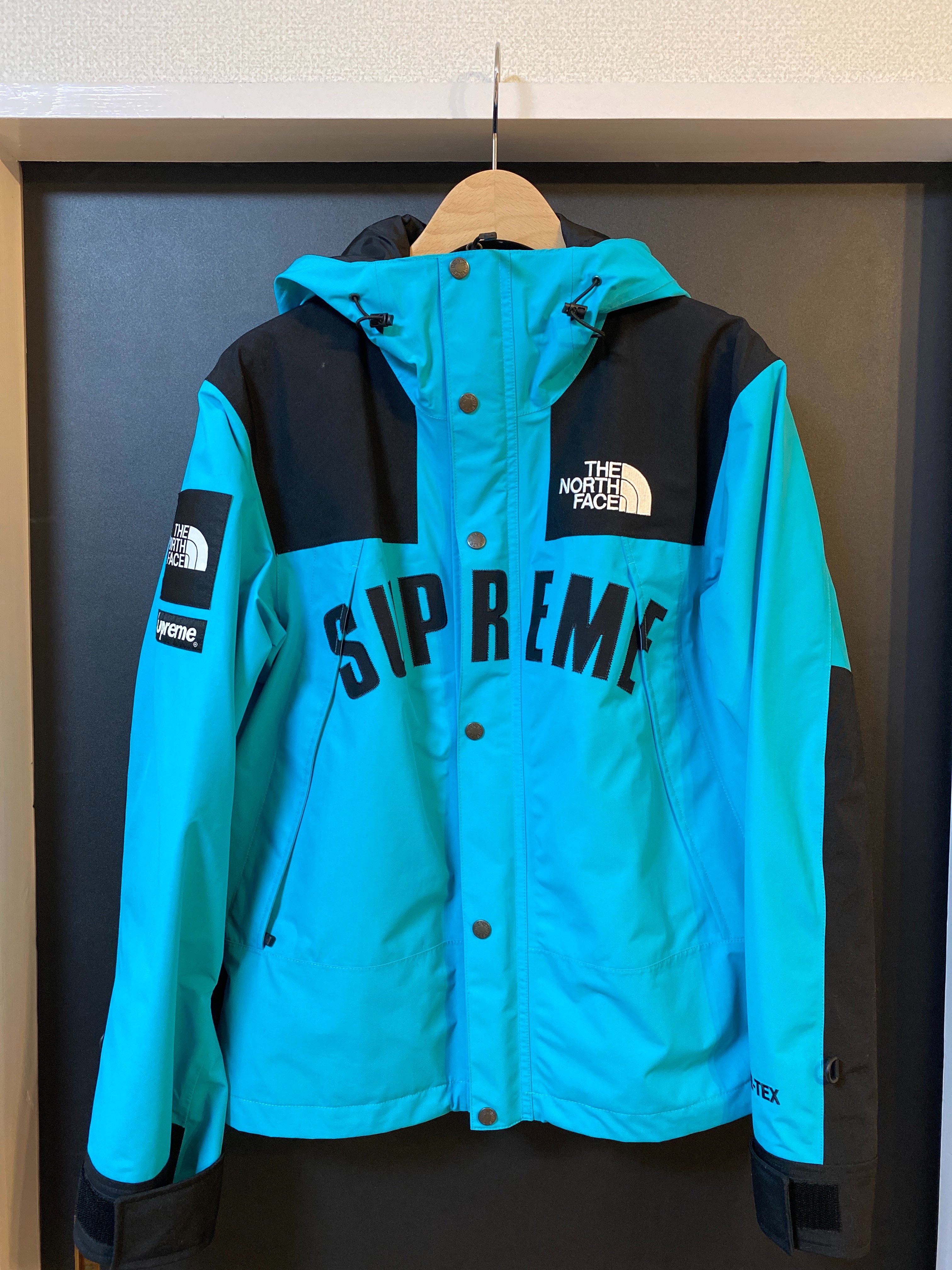 Supreme x The North Face Arc Logo Mountain Parka "Blue"