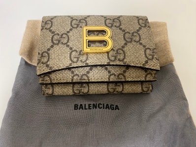 GUCCI x BALENCIAGA The Hacker Card Case Wallet "Beige/Ebony"