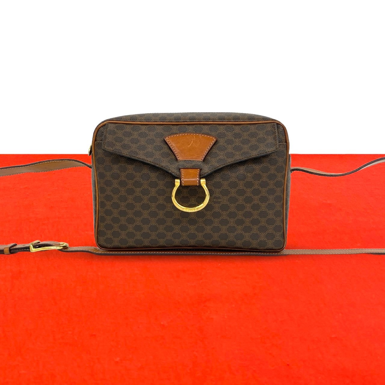 CELINE セリーヌ マカダム ブラゾン トリオンフ 柄 レザー PVC ショルダーバッグ ブラウン
 62806