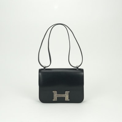 エルメス HERMES コンスタンス3 24 オンブレ バッグ ショルダーバッグ ボックススカーフ ノワール Noir ブラック Black 黒 リザード シルバー金具 ヴォーエプソン エキゾチック