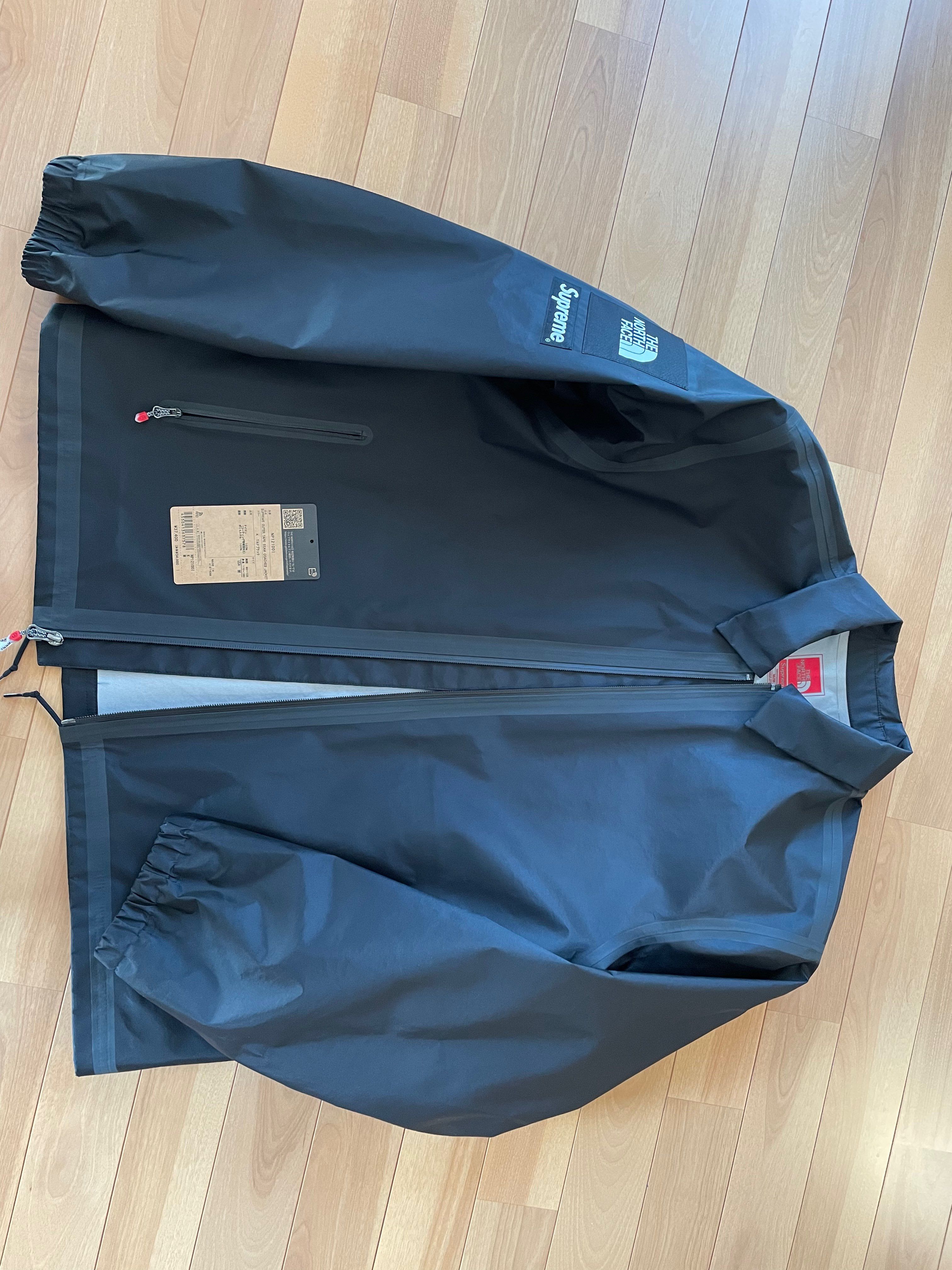Supreme x The North Face Summit Series Outer Tape Seam Coaches Jacket "Black"