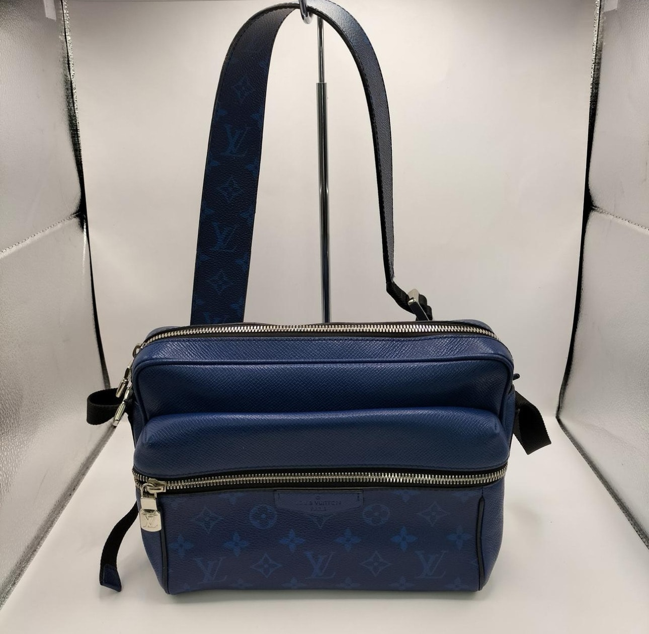 Louis Vuitton Outdoor Messenger PM Taigarama "Cobalt"